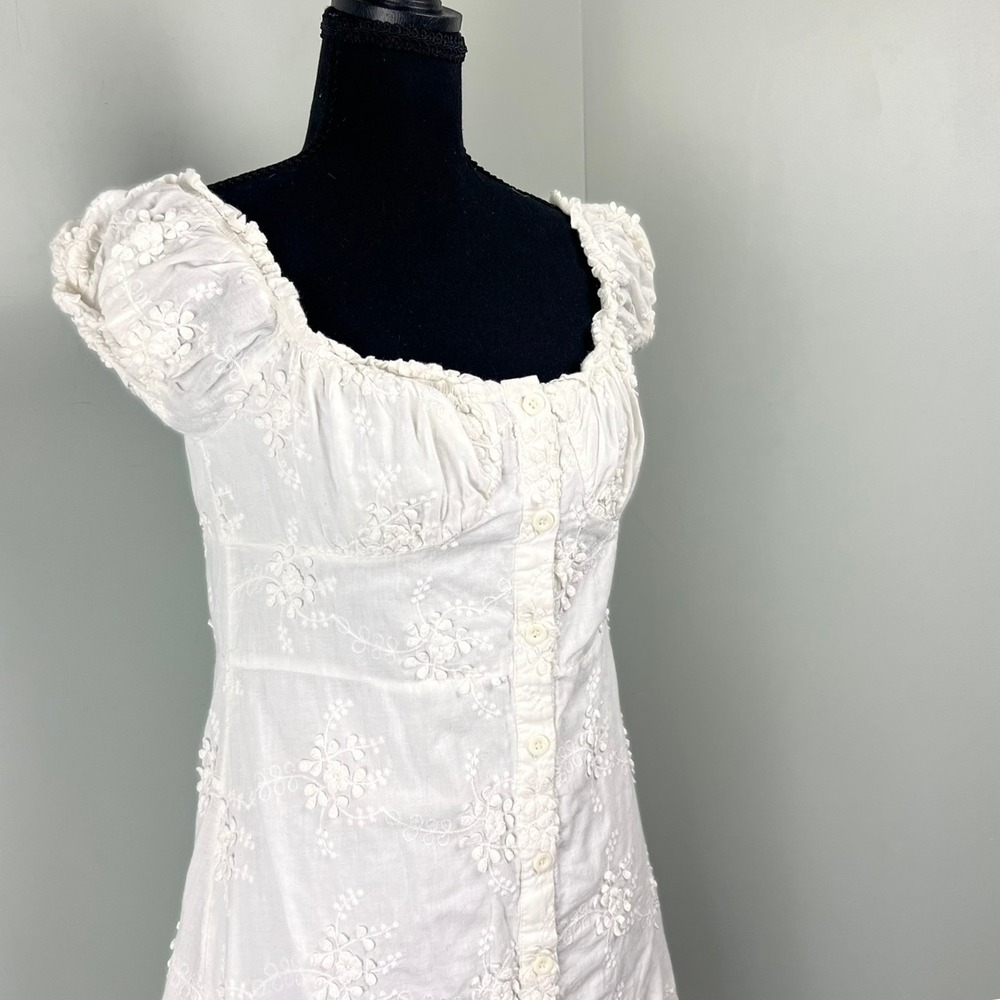 OPT White Eyelet 3D Floral Embroidered Milkmaid Mini Dress L Babydoll Coquette - Picture 2 of 9